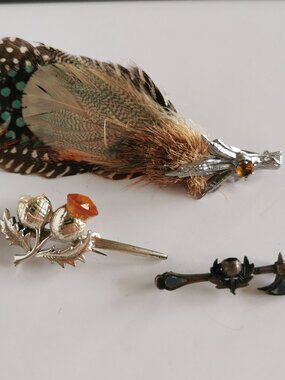 CRAFT LOT PARTS Vintage Scottish Design Pins Celtic Sword Axe Claw Clip Feathers